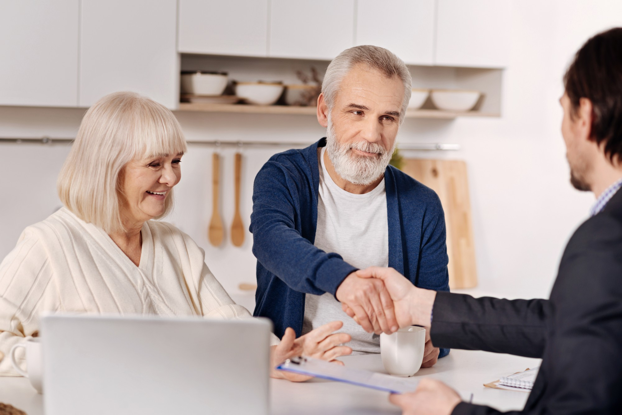 Contratación seguro de decesos por pareja de más de 60 años